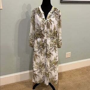 41 Hawthorn White and Green Floral Long Sleeve Dress-Worn Once